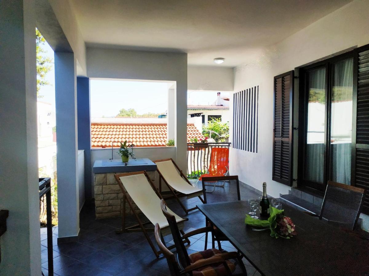 Apartment Lavanda Nova Ražanj Kültér fotó