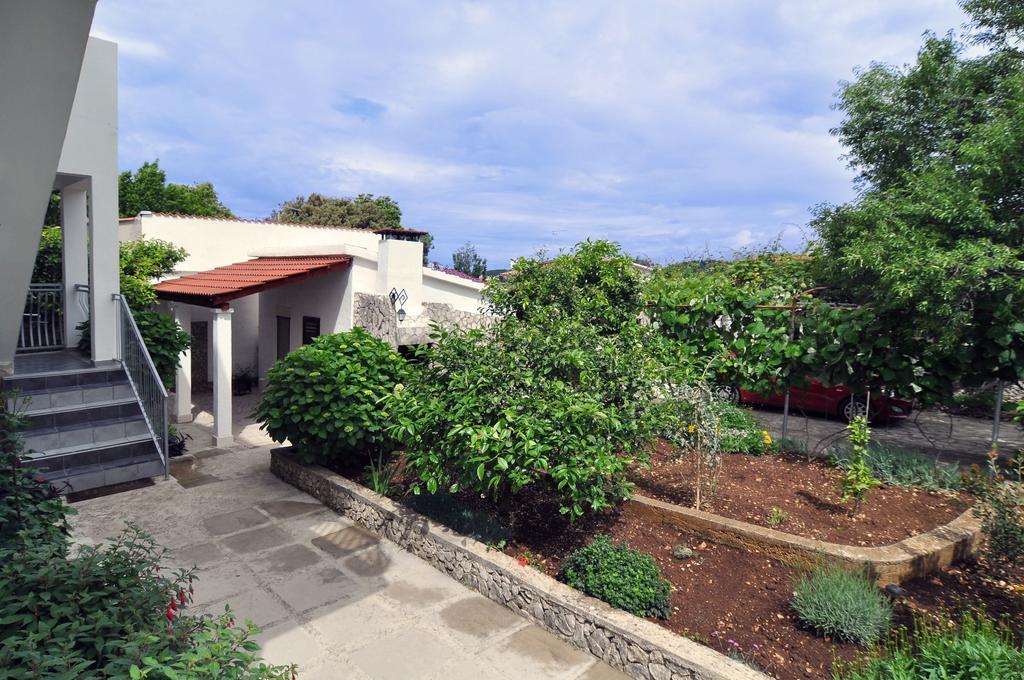Apartment Lavanda Nova Ražanj Kültér fotó