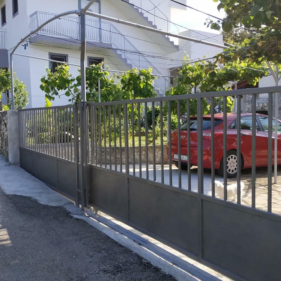 Apartment Lavanda Nova Ražanj Kültér fotó